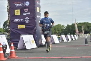 BIB: 740
                            <button type="button" onclick="openModal(4921126)" class="btn btn-primary btn-sm float-right btn-popup" data-toggle="modal" data-target=".modal-high-quality">
                        <i class="fas fa-shopping-cart"></i> Add to Cart
                    </button>
                                            <button type="button" onclick="isThisMe(4921126, true)" class="btn btn-success btn-sm float-right btn-popup btn-isme hidden" data-toggle="tooltip" data-placement="bottom" title="นี่คือรูปของคุณใช่ไหม คลิกที่นี่เพื่อเอาเข้าอัลบั้ม">
                        <i class="fas fa-plus"></i> Add to album
                    </button>
                    <button type="button" onclick="isThisMe(4921126, false)" class="btn btn-warning btn-sm float-right btn-popup btn-isnotme hidden">
                        <i class="fas fa-ban"></i> Remove from album
                    </button>